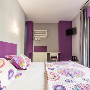 Hostal Tropical